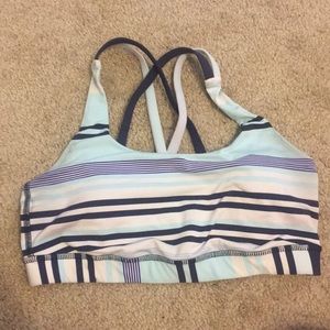 Lululemon sports bra